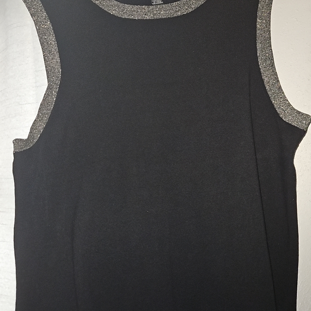 Cable & Gauge Black Sleeveless Tank Top with Gray Accents